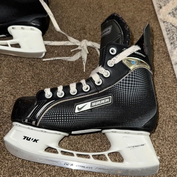 Bauer Tuuk One 05 Supreme Ice Hockey Skates Youth Size 5R Gear Equipment Used PO - Picture 7 of 12